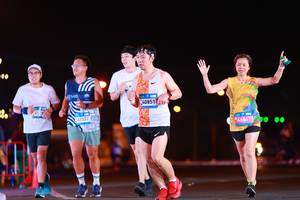 BIB: 45322, 40851, 46467
                            <button type="button" onclick="openModal(22972852)" class="btn btn-primary btn-sm float-right btn-popup" data-toggle="modal" data-target=".modal-high-quality">
                        <i class="fas fa-shopping-cart"></i> Add to Cart
                    </button>
                                            <button type="button" onclick="isThisMe(22972852, true)" class="btn btn-success btn-sm float-right btn-popup btn-isme hidden" data-toggle="tooltip" data-placement="bottom" title="นี่คือรูปของคุณใช่ไหม คลิกที่นี่เพื่อเอาเข้าอัลบั้ม">
                        <i class="fas fa-plus"></i> Add to album
                    </button>
                    <button type="button" onclick="isThisMe(22972852, false)" class="btn btn-warning btn-sm float-right btn-popup btn-isnotme hidden">
                        <i class="fas fa-ban"></i> Remove from album
                    </button>